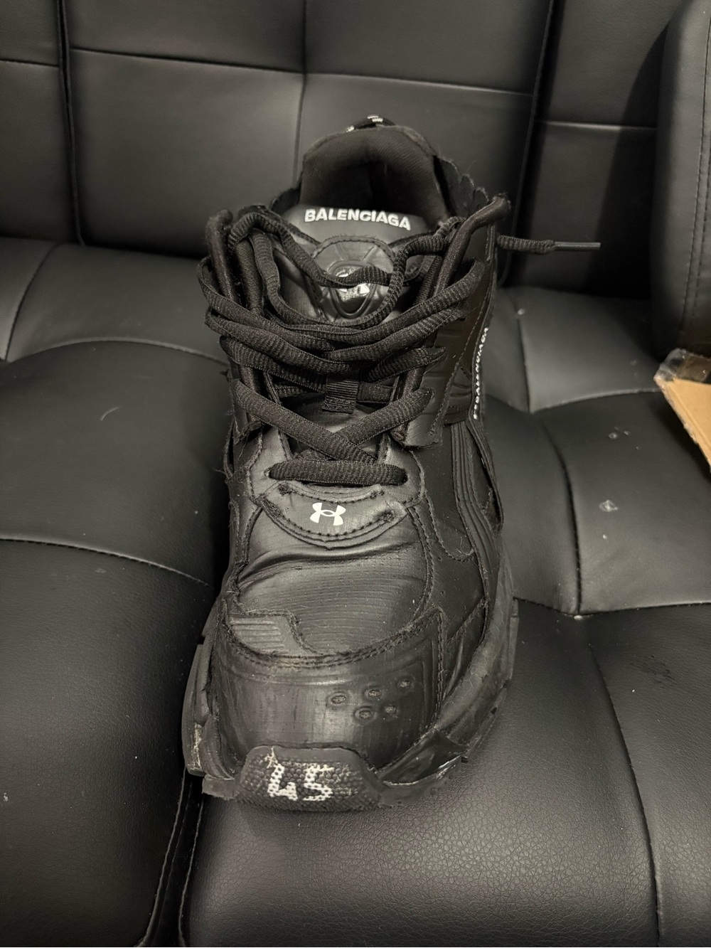 Balenciaga x Under Armor collab runners - Picture 5 of 9